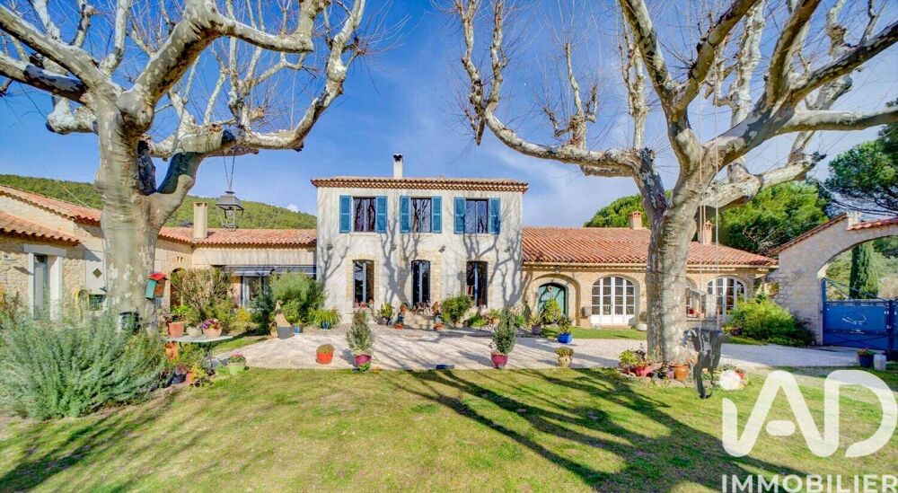 Vente Maison Vente Domaine 21 pièces Solliès-pont