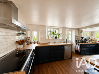  Maison à vendre 15 + pièces 392 m²