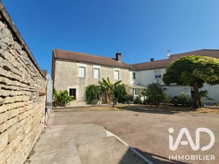  Maison à vendre 14 pièces 368 m²