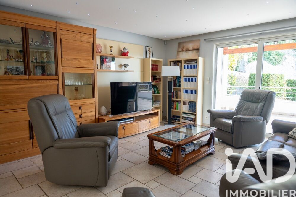 à vendre  Maison Crest (26400)