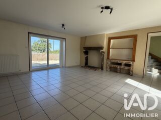  Maison à louer 4 pièces 143 m²