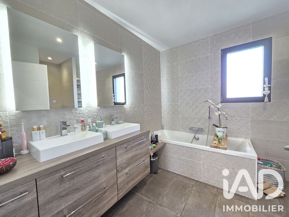 à vendre  Maison Vouneuil-sous-Biard (86580)