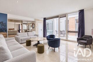  Immeuble à vendre 228 m²