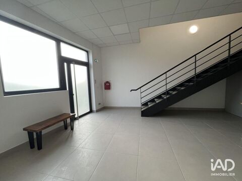  Vente Murs commerciaux 2 717 m&sup2; 