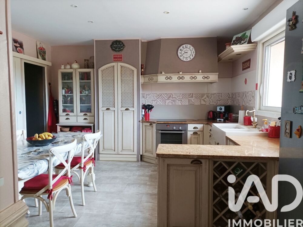 Vente Maison de village 10 pièces