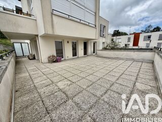  Appartement à louer 4 pièces 92 m²