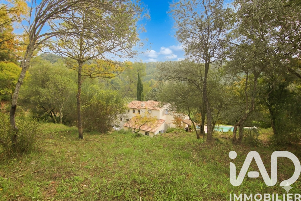 Vente Maison Vente Maison/villa 7 pièces Méounes-lès-montrieux