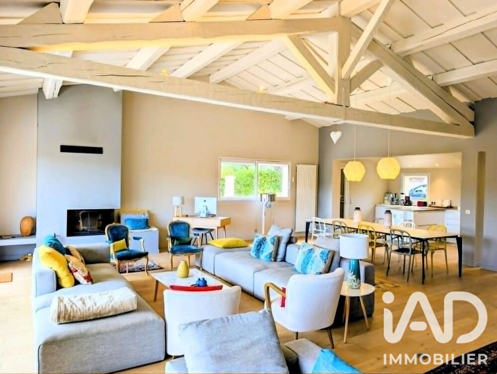 vente Maison - 8 pièce(s) - 280 m² Pierrefeu-du-Var (83390)