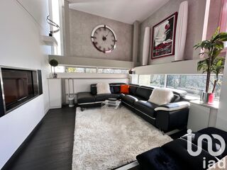  Maison � vendre 9 pi�ces 275 m�