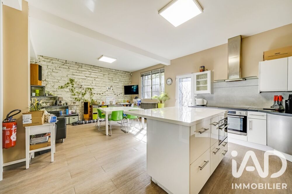 Vente Maison Vente Maison traditionnelle 6 pièces Le plessis-robinson
