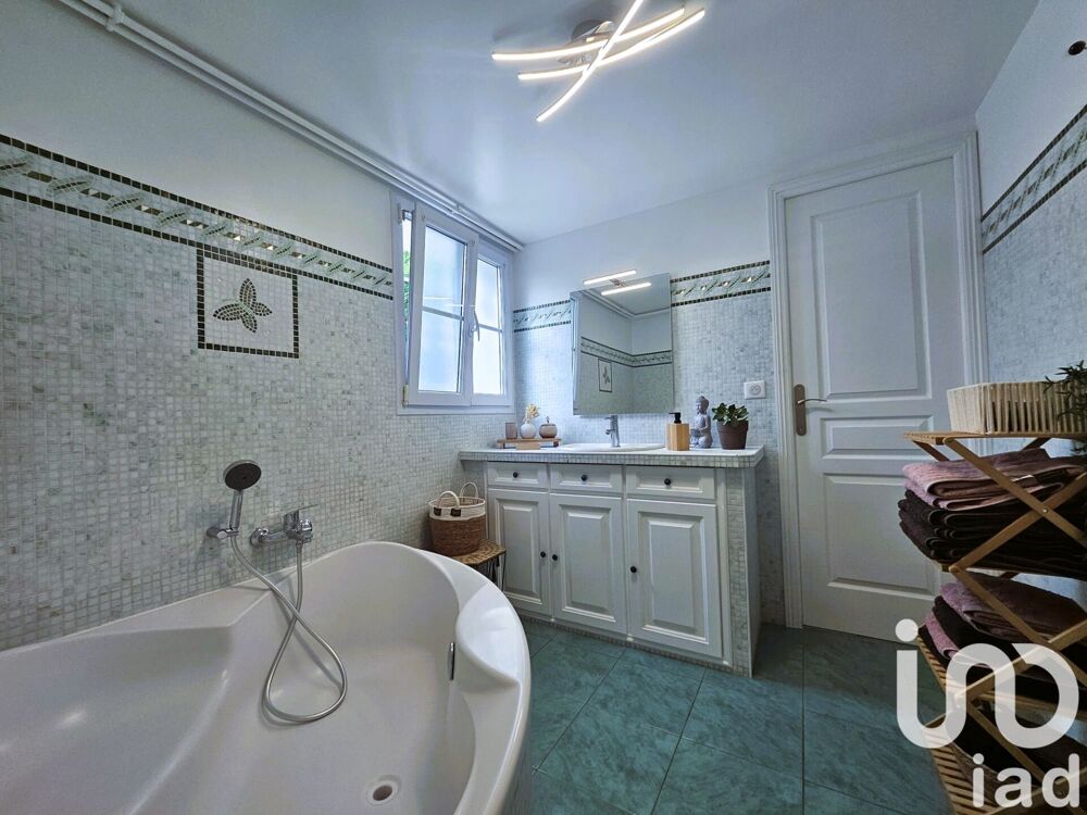 à vendre  Maison Saint-Raphaël (83700)