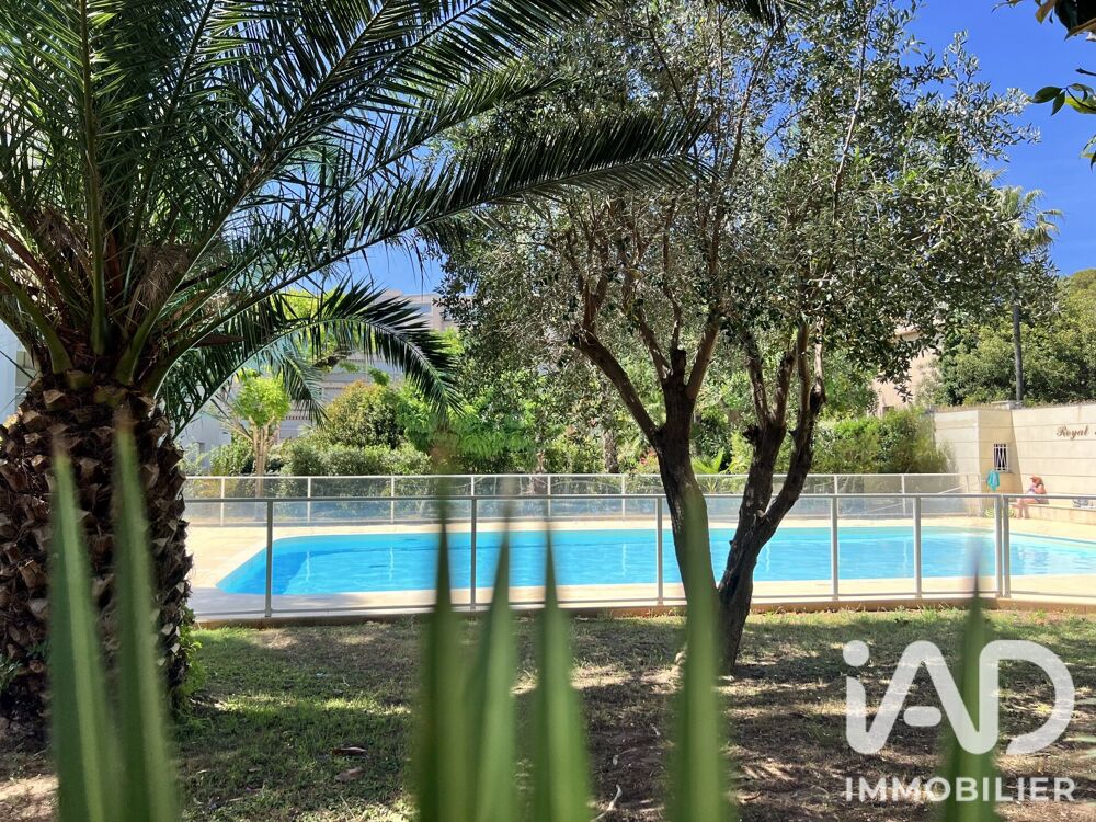 à vendre  Appartement Hyères (83400)