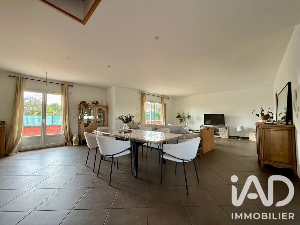 Vente Maison Vente Maison/villa 6 pièces Saint-marcellin-en-forez