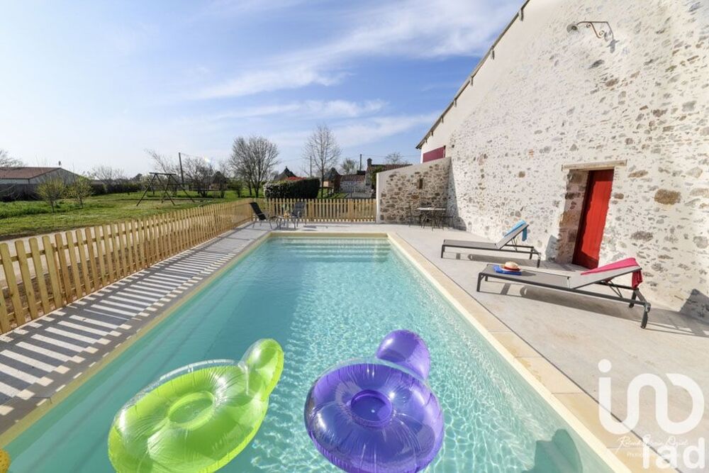 à vendre  Maison Les Herbiers (85500)