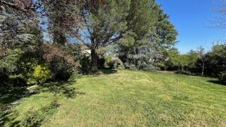  Terrain � vendre 700 m�