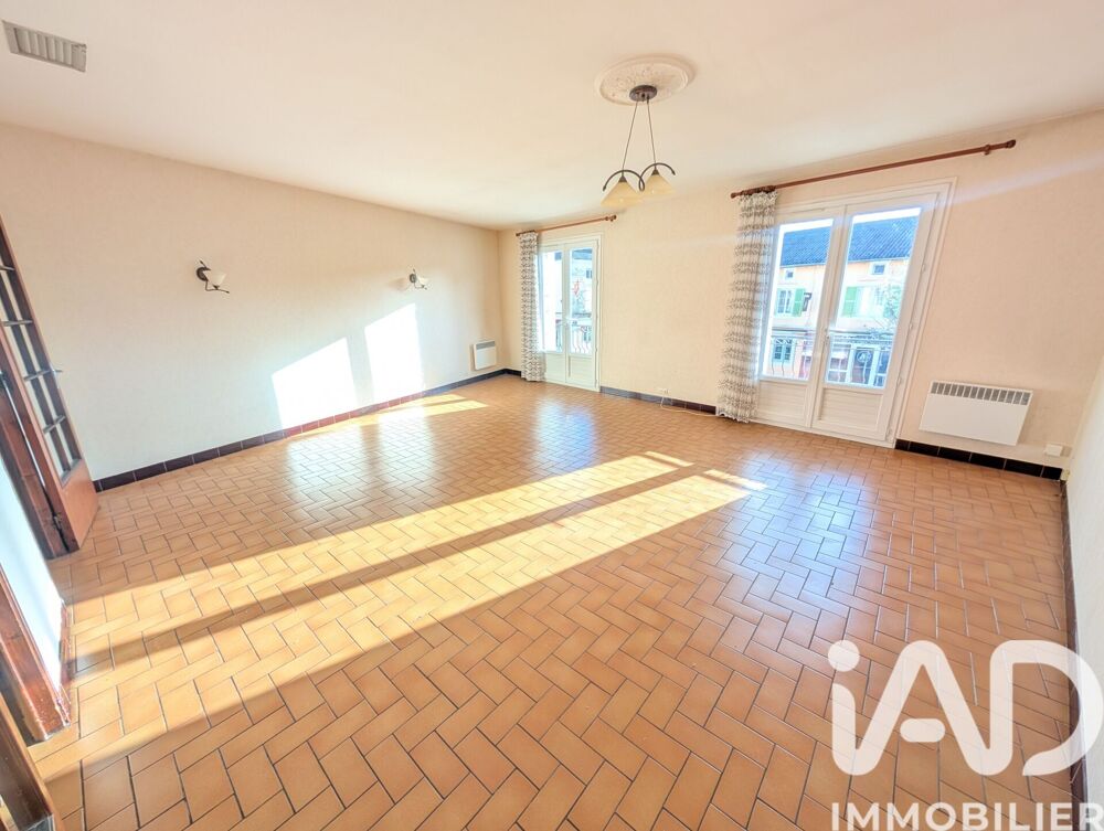 Vente Immeuble Vente Immeuble 155 m&sup2; Lussac-les-châteaux