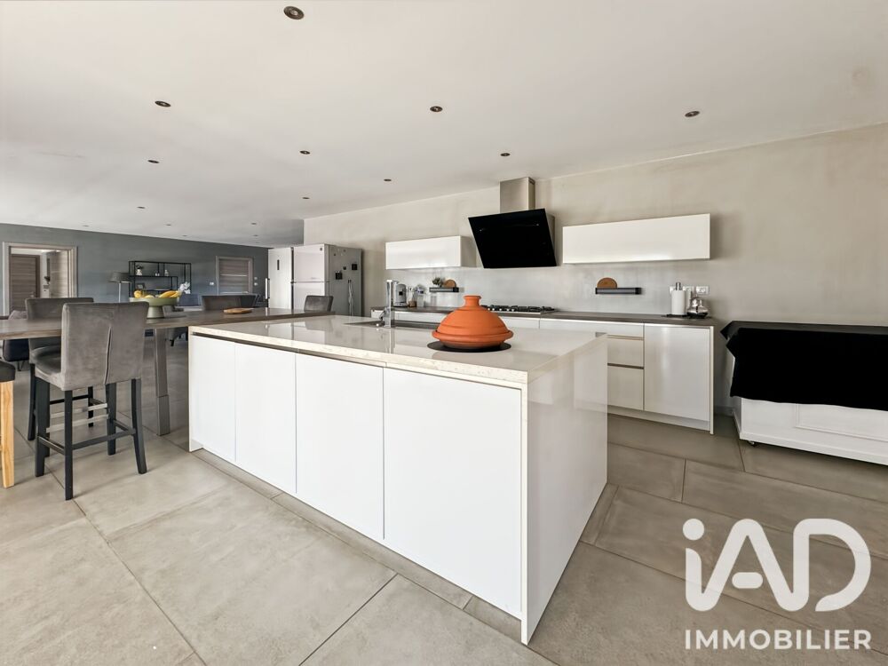 à vendre  Maison Arles (13200)