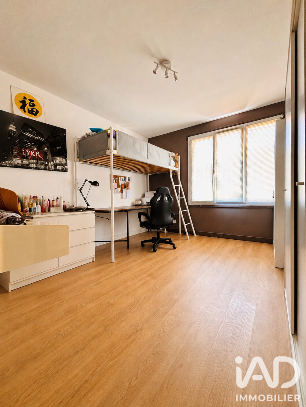 Vente Appartement Vente Appartement 4 pièces Courbevoie