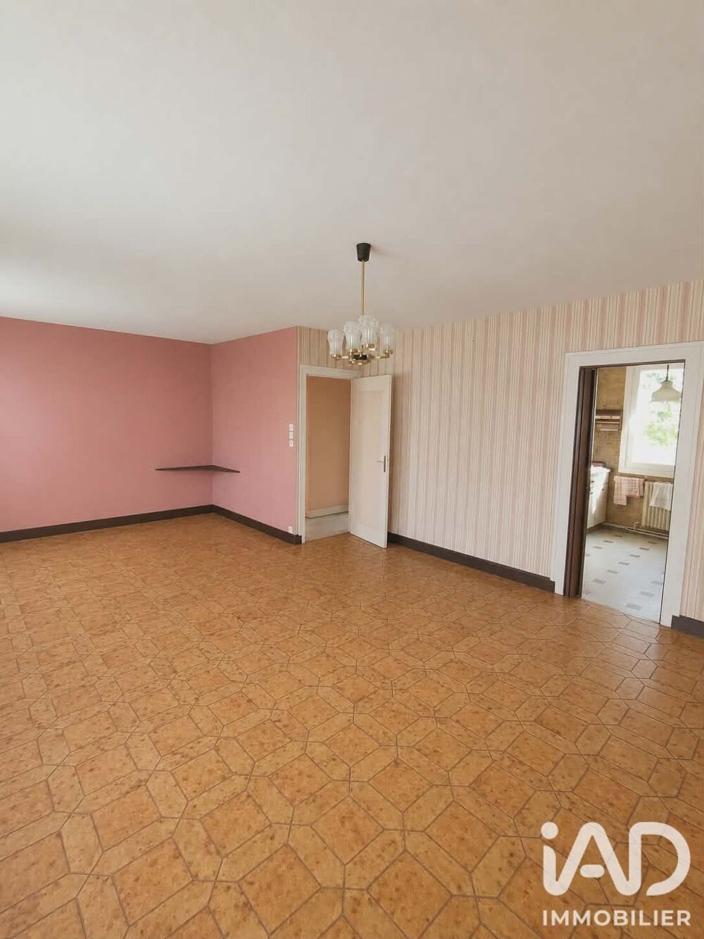 Vente Maison Vente Maison de ville 4 pièces Neuville-aux-bois
