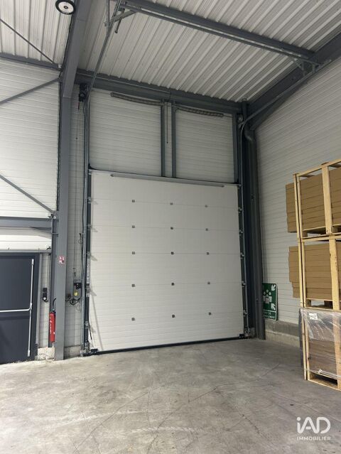   Location Local d'activités 300 m&sup2; 