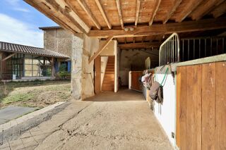  Maison � vendre 15 + pi�ces 450 m�