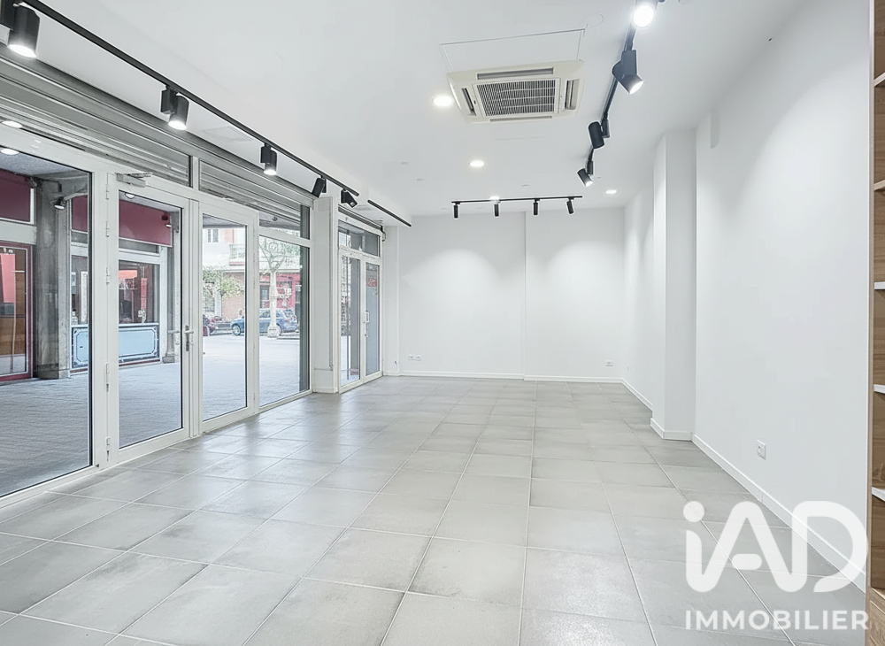   Vente Local commercial 100 m&sup2; 