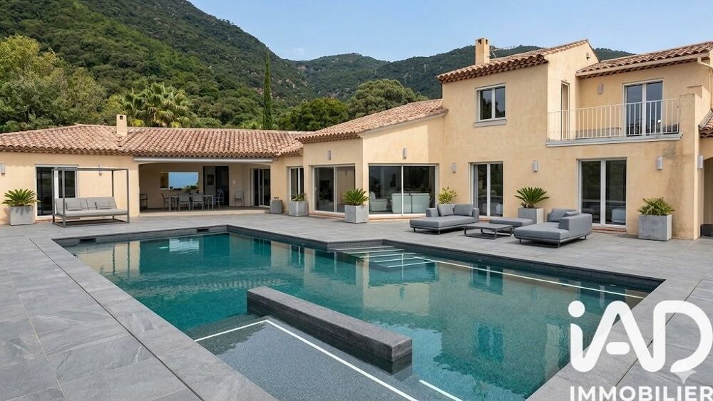 Maison 7 pièces 352 m² · à Cavalaire-sur-Mer · 352 m² · 2 599 000 €