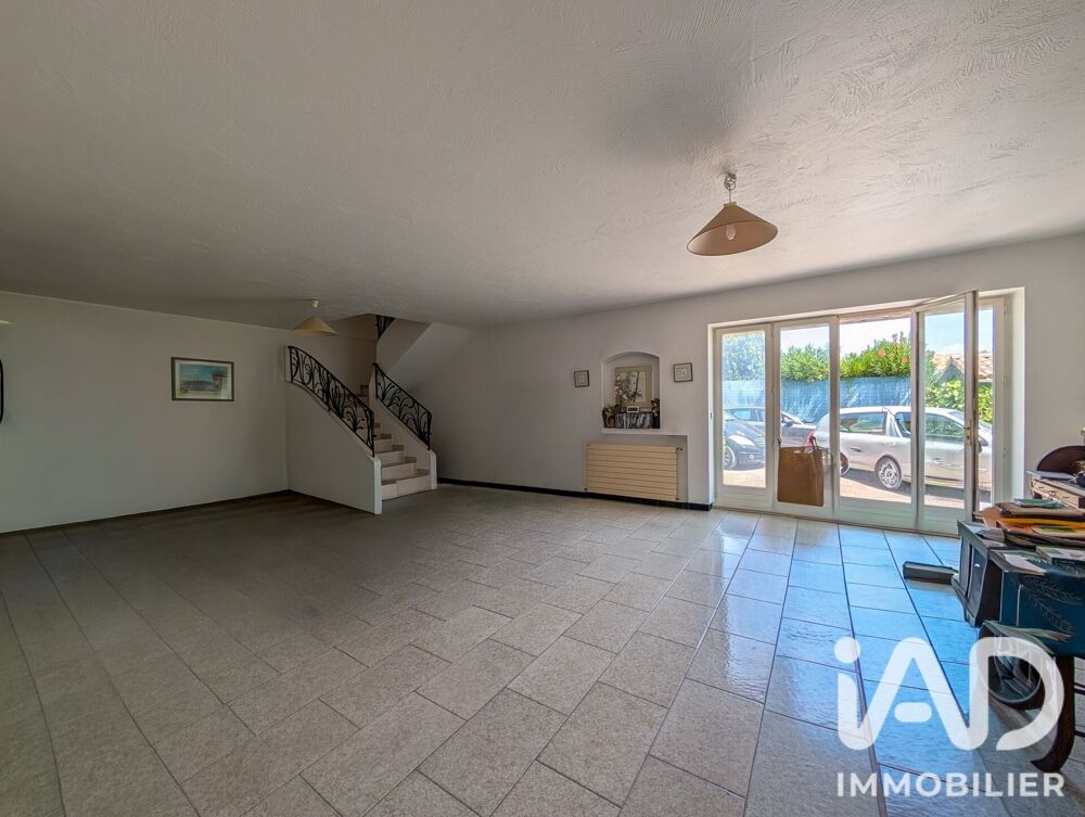 à vendre  Maison Cagnes-sur-Mer (06800)