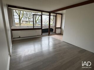  Appartement à louer 4 pièces 79 m²