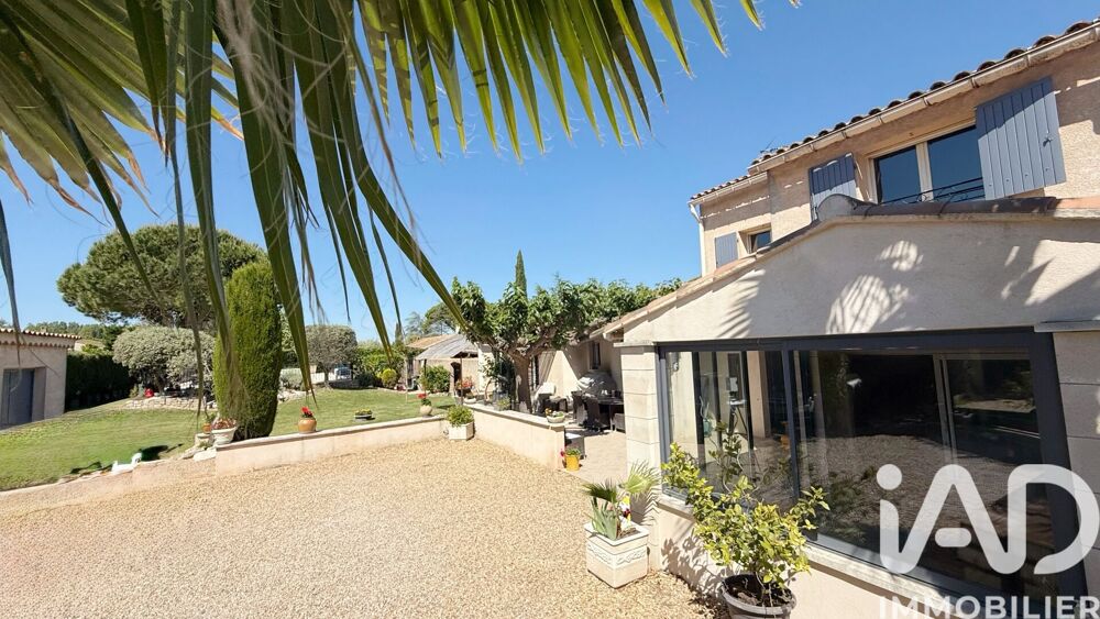 Maison 6 pièces 177 m² · à Robion · 177 m² · 676 000 €