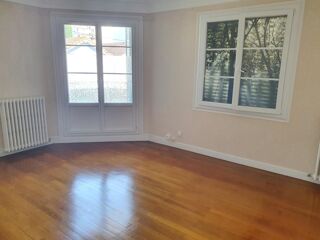  Appartement à louer 3 pièces 72 m²