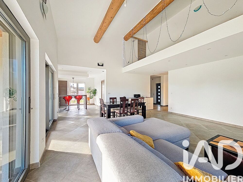 à vendre  Maison Cabrières-d'Avignon (84220)