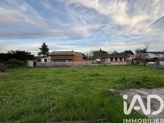  Terrain à vendre 553 m²