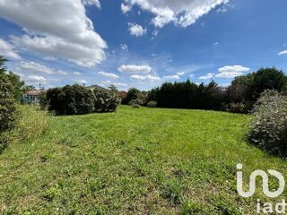  Terrain à vendre 590 m²