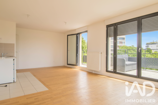  Appartement à louer 4 pièces 84 m²