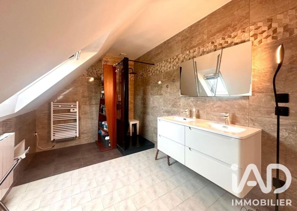 Vente Maison Vente Maison traditionnelle 7 pièces Trégastel