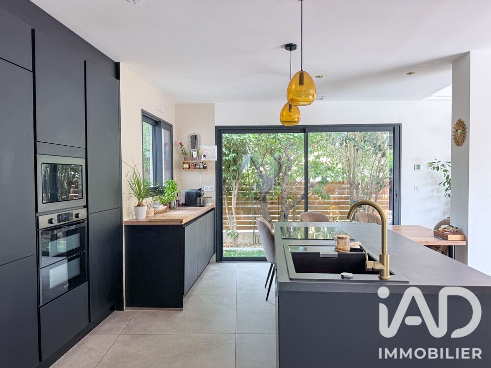 Vente Maison Vente Maison d'architecte 6 pièces La crau