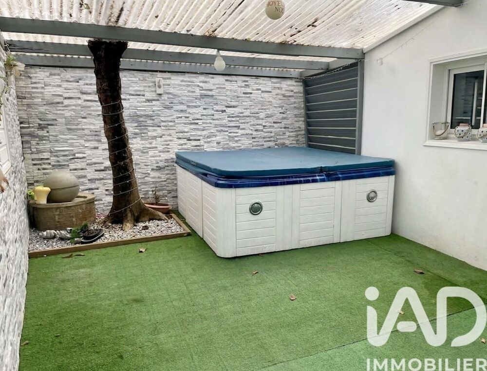 Vente Maison Vente Maison/villa 5 pièces L'Étang-salé