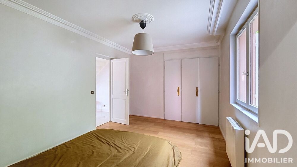 à vendre  Maison Saint-Genis-Laval (69230)