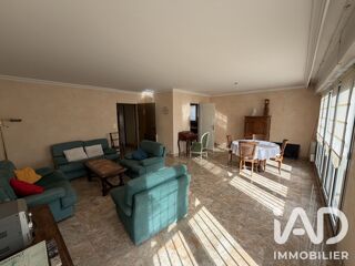  Appartement à louer 3 pièces 92 m²