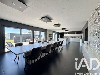  Maison à vendre 8 pièces 377 m²