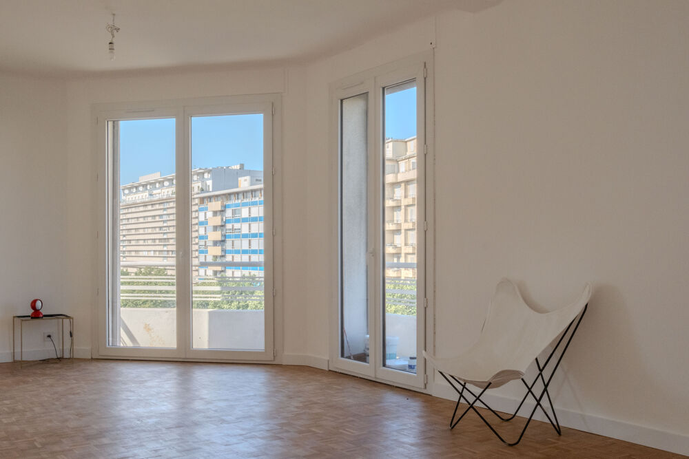 Vente Appartement T3 1er PRADO étage élevé avec ascenseur, vue dégagée 85M2 Marseille 8
