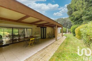  Maison à vendre 8 pièces 215 m²