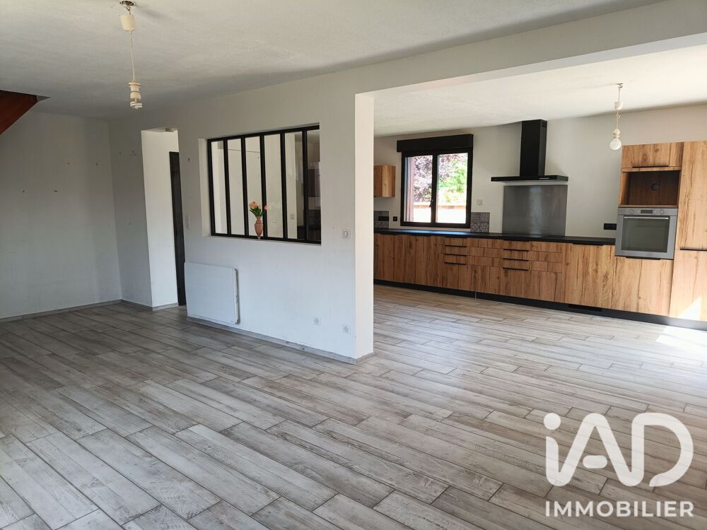 vente Maison - 5 pièce(s) - 107 m² Nogent-le-Roi (28210)
