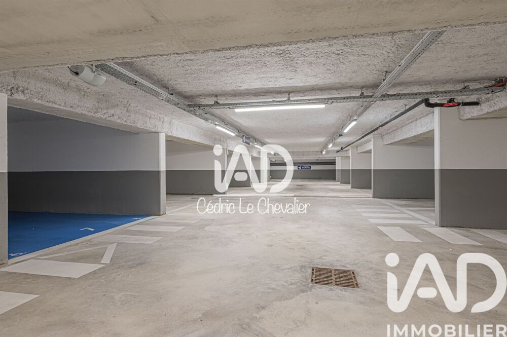 Vente Parking/Garage Vente Parking 1 600 m&sup2; Montévrain