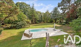  Maison à vendre 8 pièces 202 m²