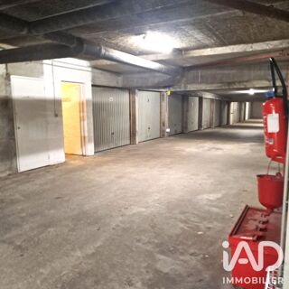  Parking / Garage à vendre 12 m²