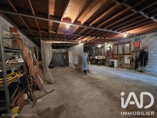  Parking / Garage à vendre 124 m² Andryes