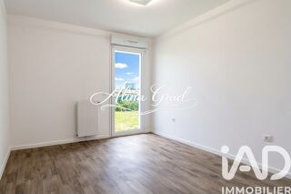 Appartement à louer 3 pièces 57 m²
