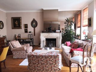  Maison à vendre 15 + pièces 388 m²